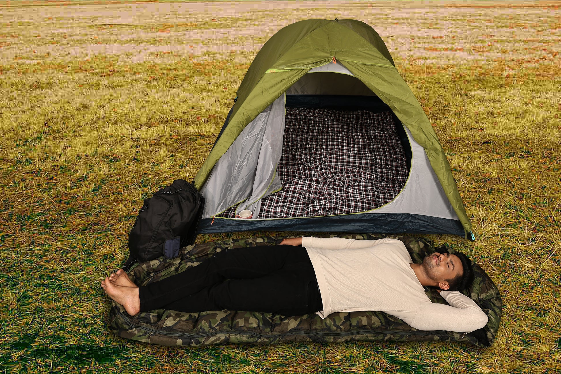 RhinoKraft Camouflage Light Weight sleeping bag for Camping ! SBJUN008